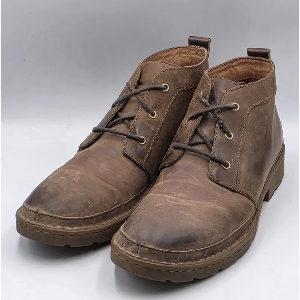 Born H44523 Men's Distressed Brown Leather Chukka Ankle Boots Size 9M Casual